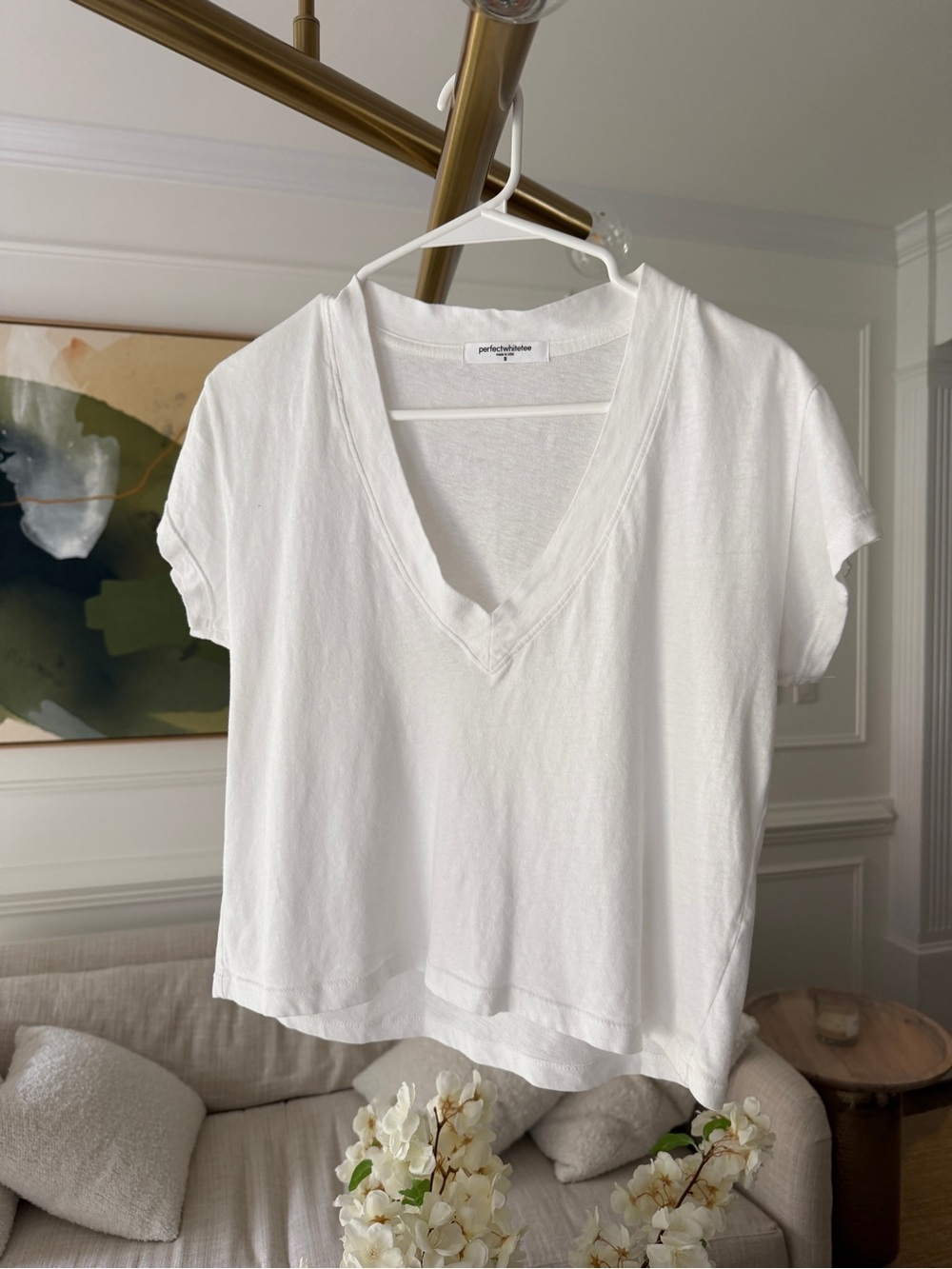 Cropped Perfect White V-Neck Tee - White